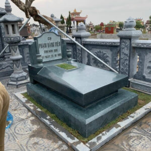 Đá xanh rêu nguyên khối giá tốt